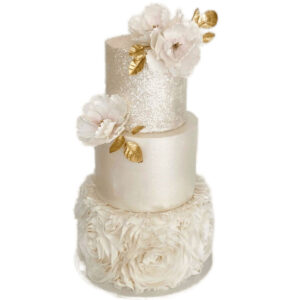 Tort de nuntă cu bujori